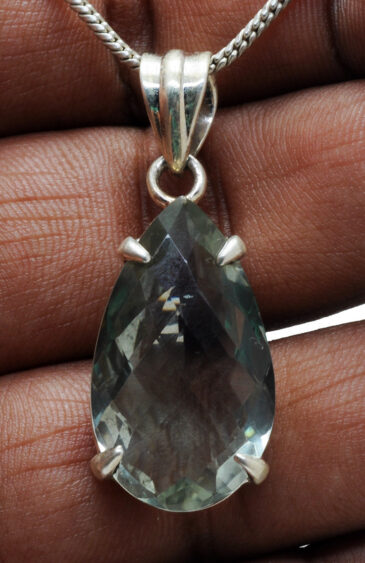 Green Amethyst Pear Shape Gemstone Studded 925 Sterling Silver Pendant Sp031004