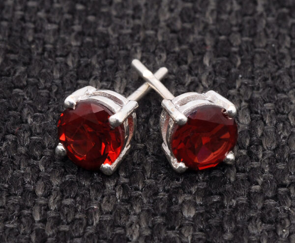 Red Garnet Round Shaped Gemstone Studded 925 Solid Silver Earrings SE04-1005