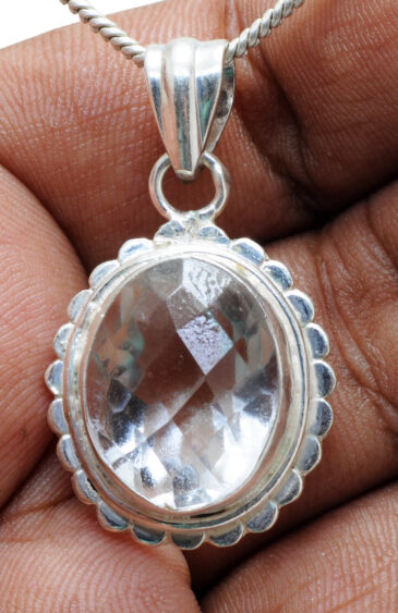 Rock-Crystal Oval Shape Gemstone Studded 925 Sterling Silver Pendant Sp031007