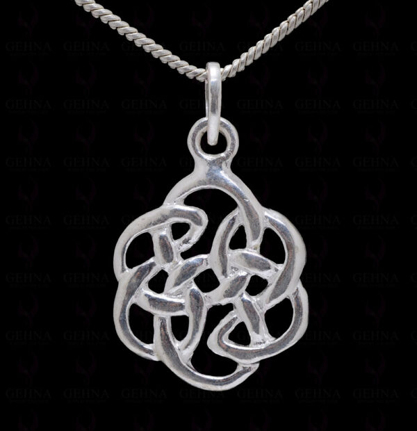 Triquetra Shaped Charms Pendant Made In 925 Sterling Silver SP05-1007