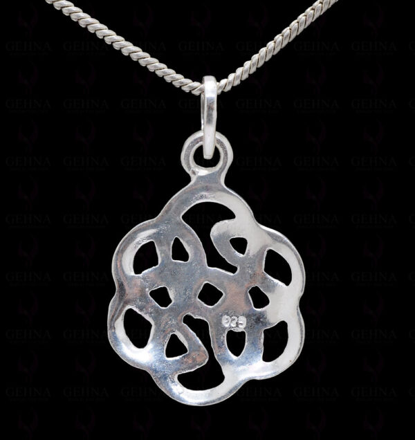 Triquetra Shaped Charms Pendant Made In 925 Sterling Silver SP05-1007