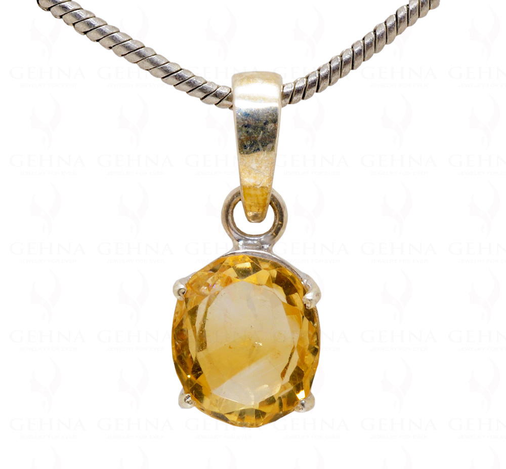 6.15 Cts Oval Shape Citrine Gemstone Studded 925 Silver Pendant SP02-1017