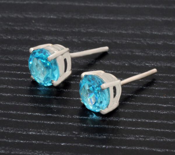 Blue Topaz Round Shaped Gemstone Studded 925 Sterling Silver Earrings SE04-1018