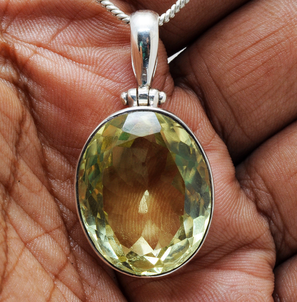 Lemon Topaz Oval Shape Gemstone Studded 925 Sterling Silver Pendant Sp031038