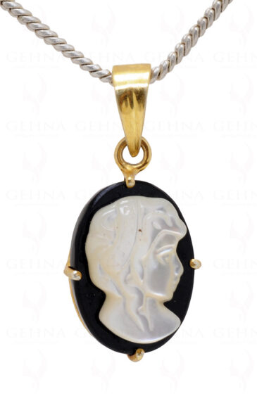 Victoria Carved Pearl & Black Onyx Gemstone 925 Silver Pendant SP02-1049