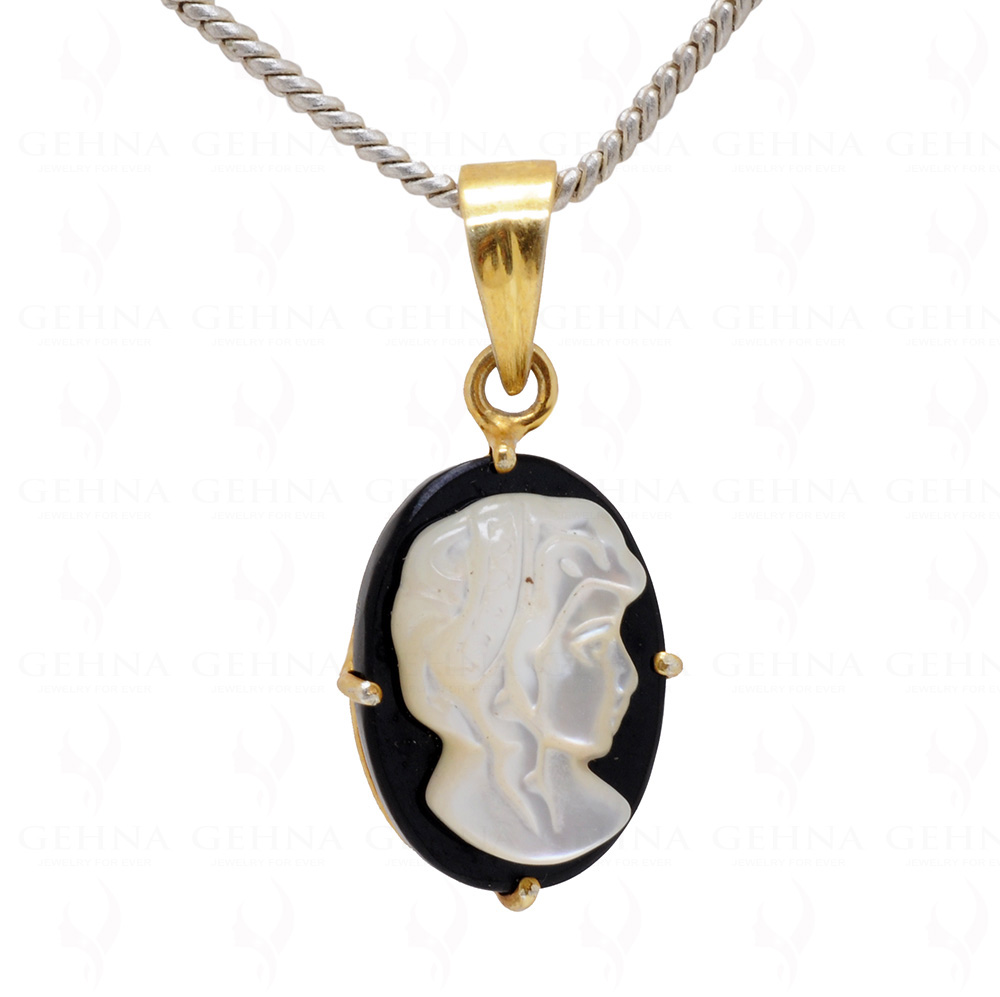 Victoria Carved Pearl & Black Onyx Gemstone 925 Silver Pendant SP02-1049