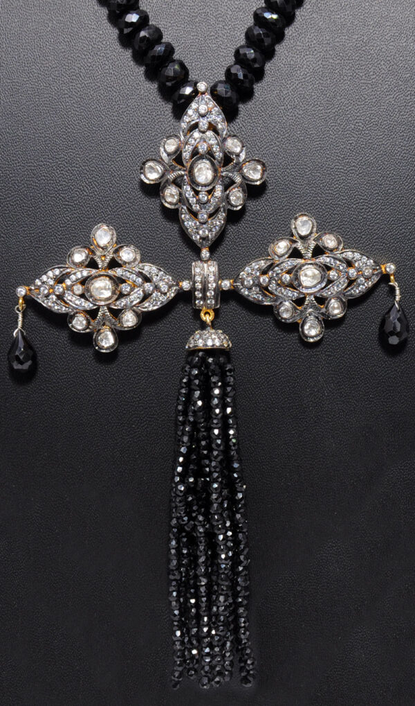 Black Spinel & White Sapphire Gemstone Necklace In .925 Silver SN-1054
