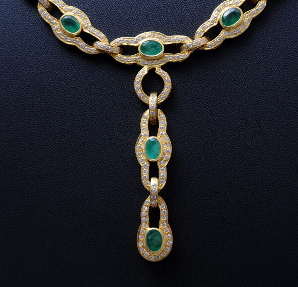 Emerald & White Topaz Gemstone Earring & Necklace Set In .925 Silver SN-1057
