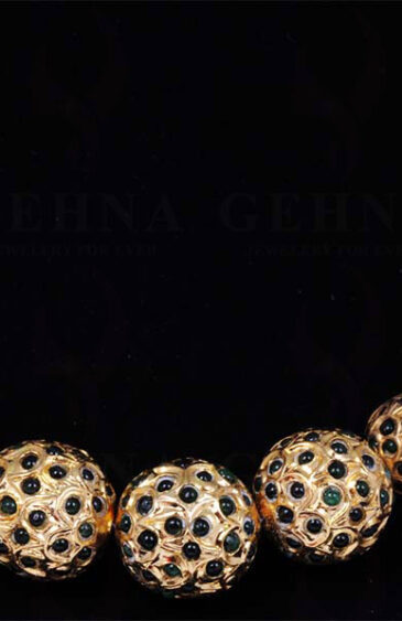 Emerald Gemstone Studded Jadau Ball Necklace & Earring Set Ln011058