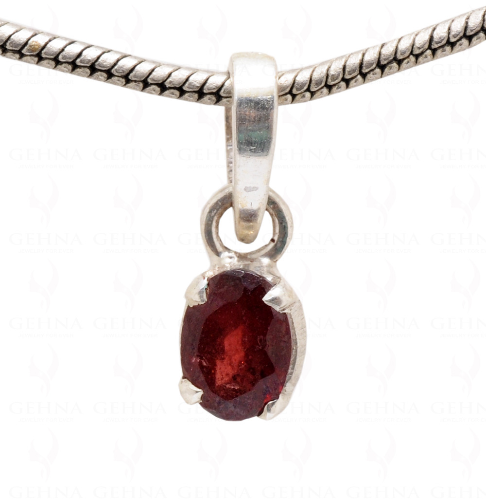 Red Garnet Oval Shape Gemstone 925 Silver Pendant SP02-1070