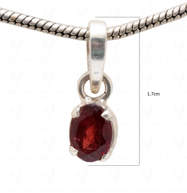 Red Garnet Oval Shape Gemstone 925 Silver Pendant SP02-1070