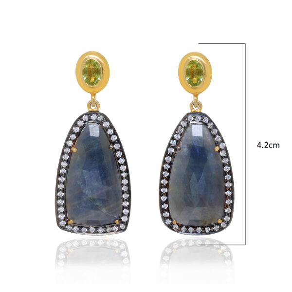 Blue Sapphire & Peridot Gemstone Studded Earrings In Sterling Silver Se011087