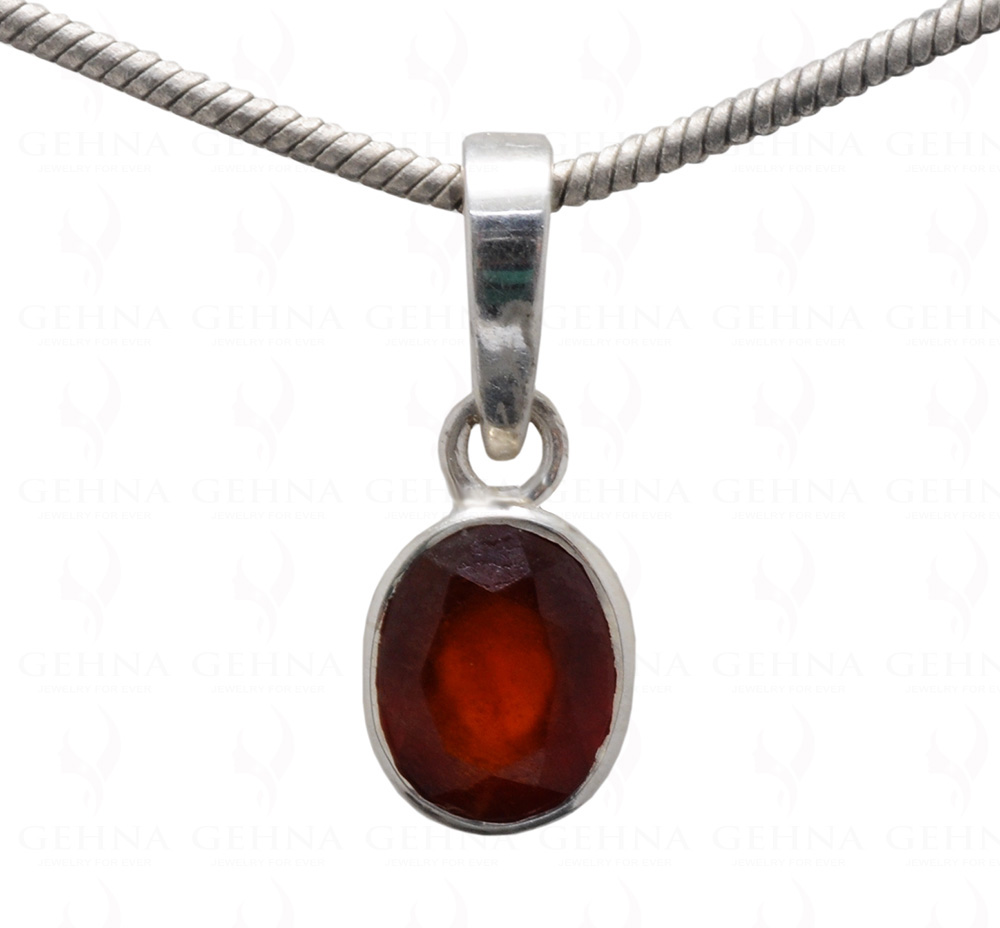 Ghomed Hessonite Oval Shape Gemstone 925 Silver Pendant SP02-1098