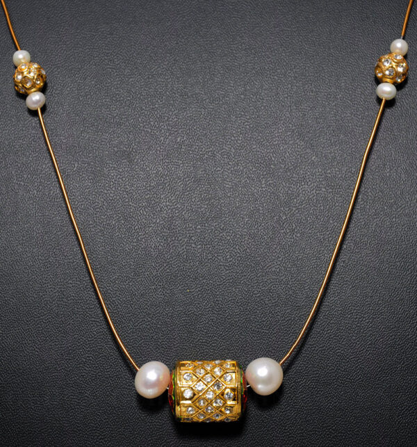 Pearl & Cubic Zirconia Jadau Ball Lac Necklace Ln011101