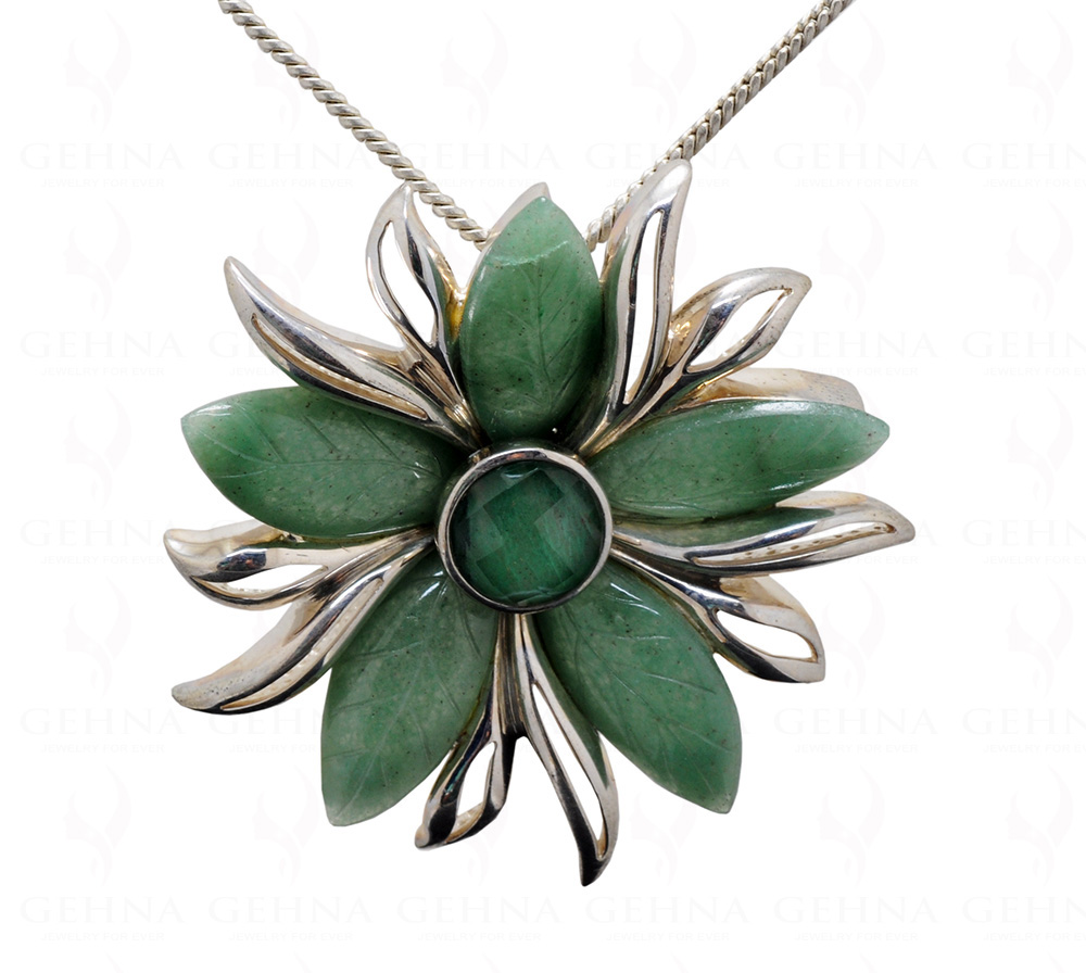 Green Jade Carving Leafs Studded 925 Sterling Silver Pendant Sp031108