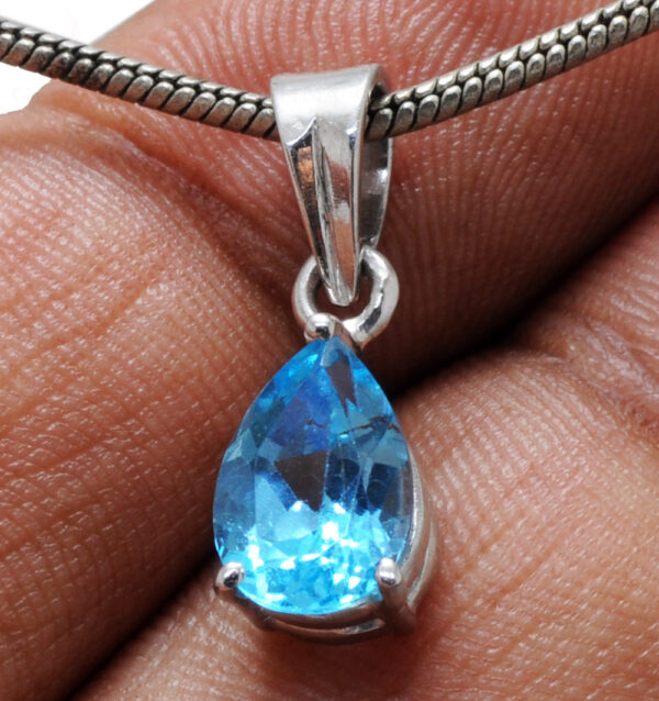 Swiss Blue Topaz Pear Shape Gemstone 925 Silver Pendant SP02-1115