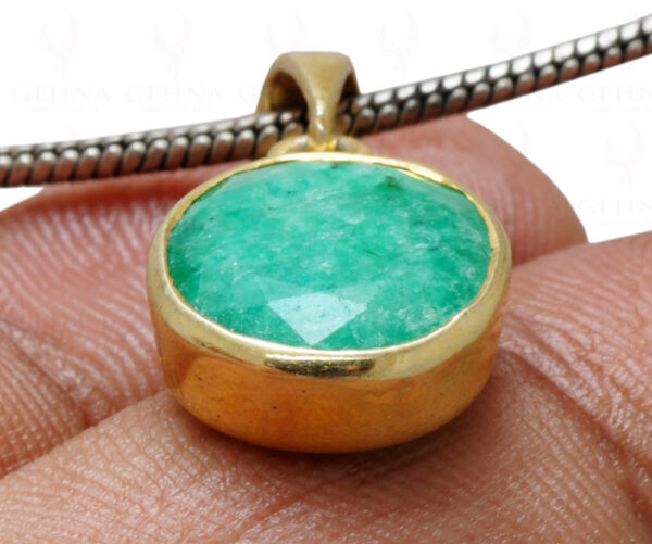 Sakota Mines Oval Shape Emerald Gemstone 925 Silver Pendant SP02-1123