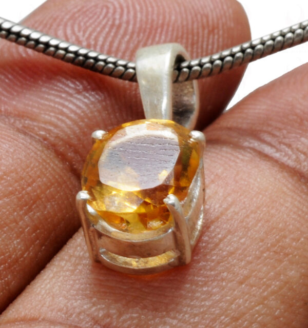 "Aaa" Citrine Oval Shape Gemstone 925 Silver Pendant SP02-1124