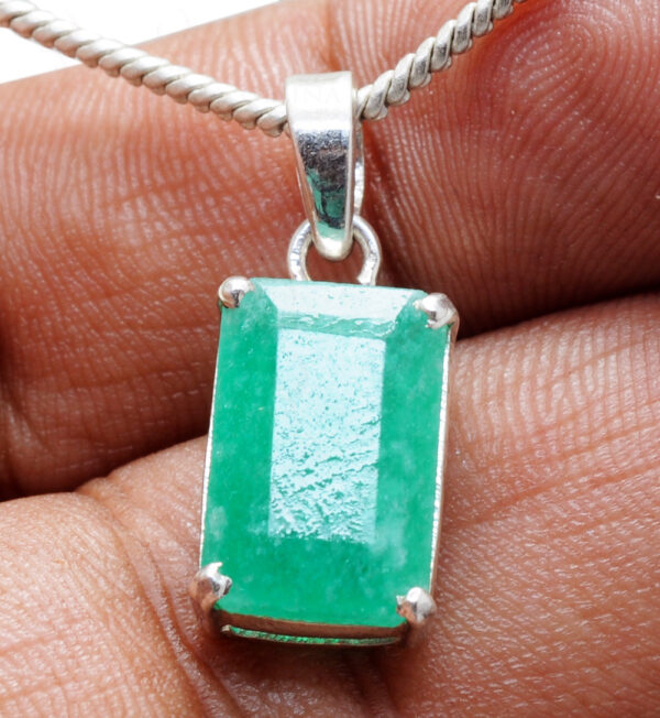 Emerald Octagon Shape Gemstone Studded 925 Silver Pendant SP02-1130