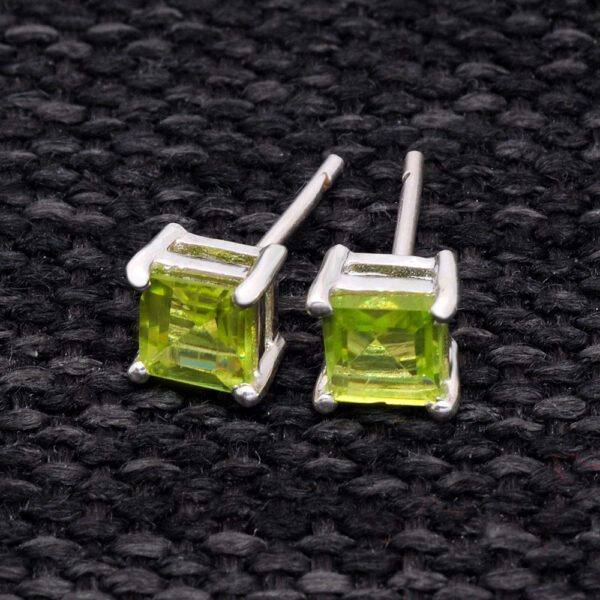 Peridot Square Shaped Gemstone Studded 925 Silver Earrings SE04-1186