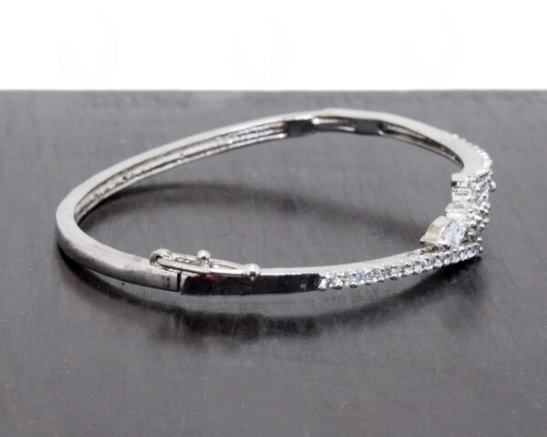 Cubic Zirconia Studded Elegant & Delicate Bracelet FB-1043