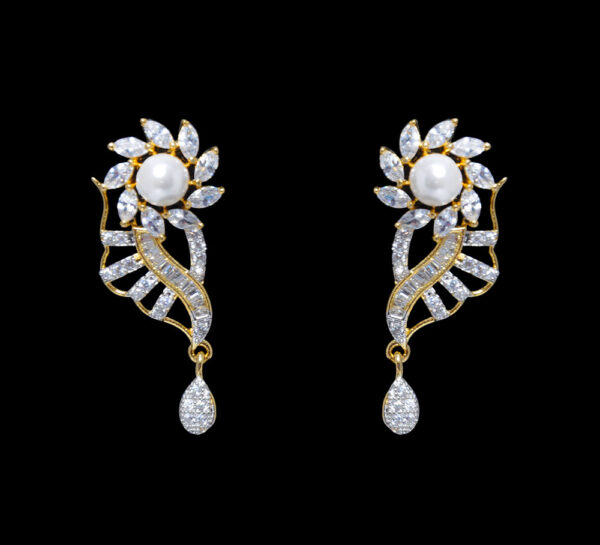 Pearl & Cubic Zirconia Studded Pendant & Earring Set FP-1069