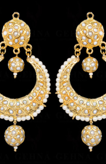 Pearl Studded Moon Shape Earrings With Pearl Studded Jadau Ball LE01-1070