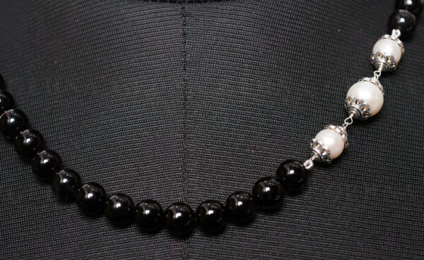 Pearl & Black Onyx Gemstone Cabochon Necklace NM-1101