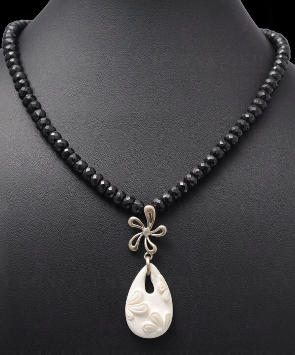 Black Spinel Gemstone Bead Necklace With White Gemstone Onyx Pendant  NS-1196