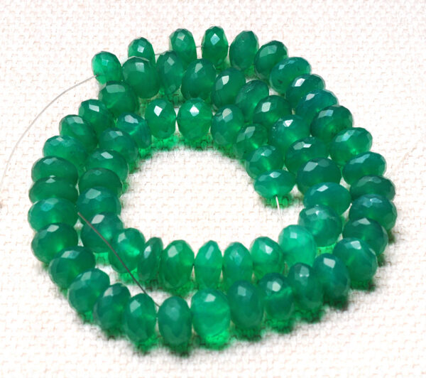 9 MM Green Jade Gemstone Round Faceted Bead Strand Necklace NS-1304