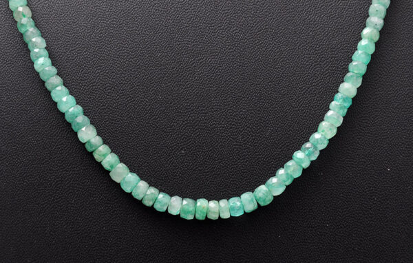 23" Inches Emerald Gemstone Faceted Bead Necklace NP-1411