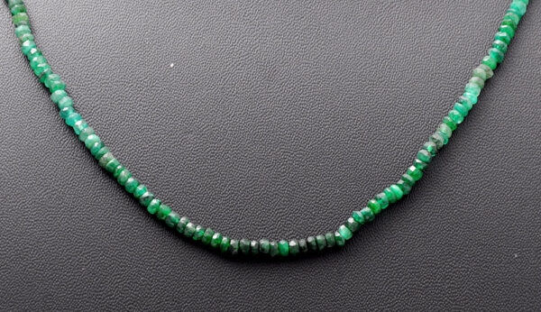 21" Inches Emerald Gemstone Faceted Beaded Necklace NP-1415