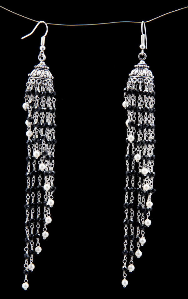 Pearl & Black Spinel Gemstone Knotted Jhumki Style Earrings GE06-1138