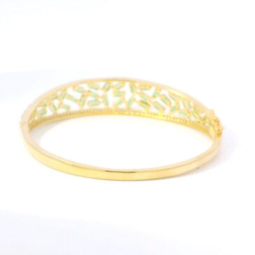 Gehna Jaipur black spinel & Cubic Zirconia Studded Beautiful Gold Polished Bracelet For Girls & Women FB-1117