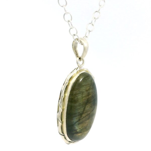 Gehna Jaipur Labradorite Oval Shape Gemstone Studded 925 Sterling Silver Pendant For Girls & Women SP03-1123 - Image 4