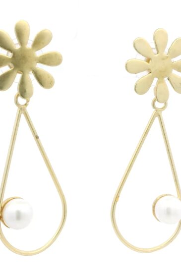 Gehna Jaipur Beautiful Flower-Shaped Vermeil Earrings With Fresh Pearls For Girls & Women For Girls & Women FE-1390