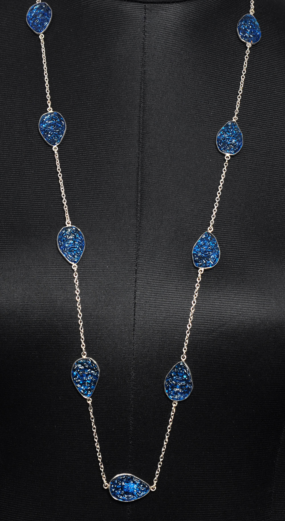 Tanzanite Color Stone Chain In . Sterling Silver Overlay