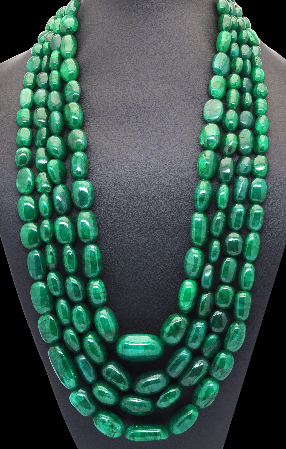 4 Rows Of Emerald Gemstone Beads - Image 4