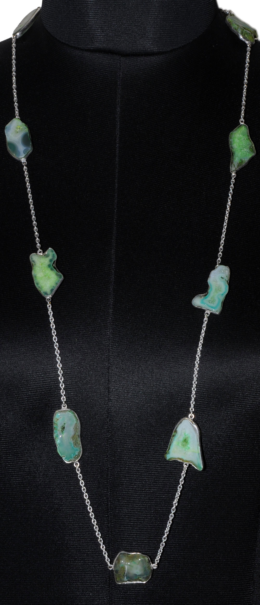 Green Agate Gemstone Studded Chain In . Sterling Silver Overlay