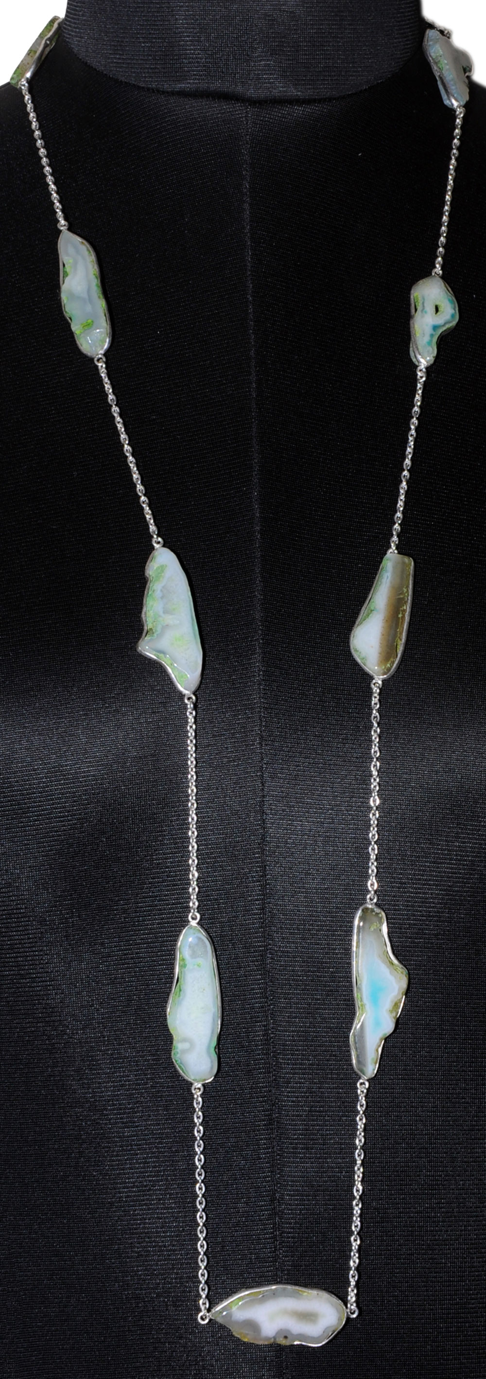 Green Agate Gemstone Studded Chain In . Sterling Silver Overlay
