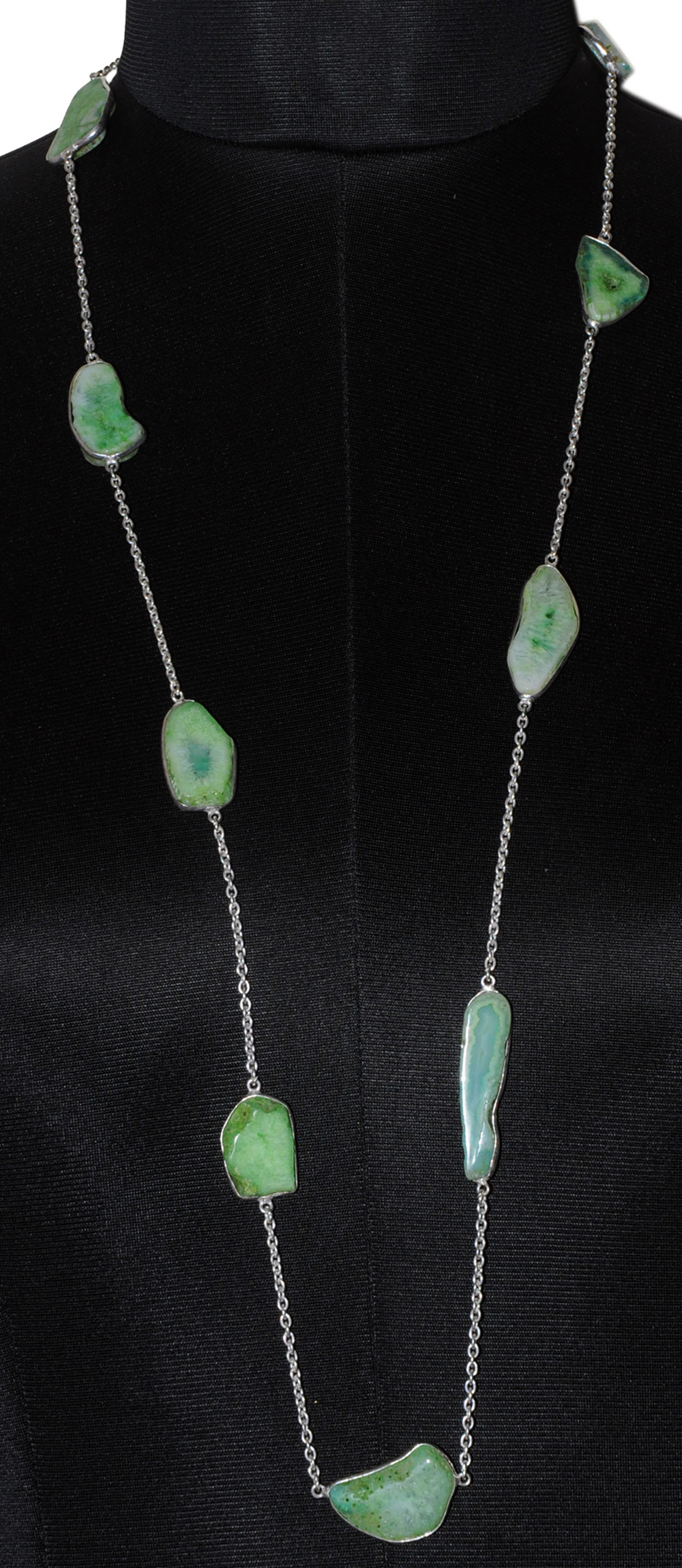 Green Agate Gemstone Studded Chain In . Sterling Silver Overlay