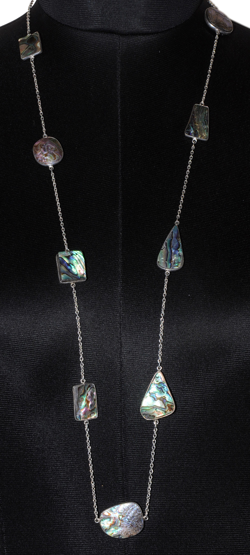 Mother Of Pearl Gemstone Studded Chain In . Sterling Silver Overlay