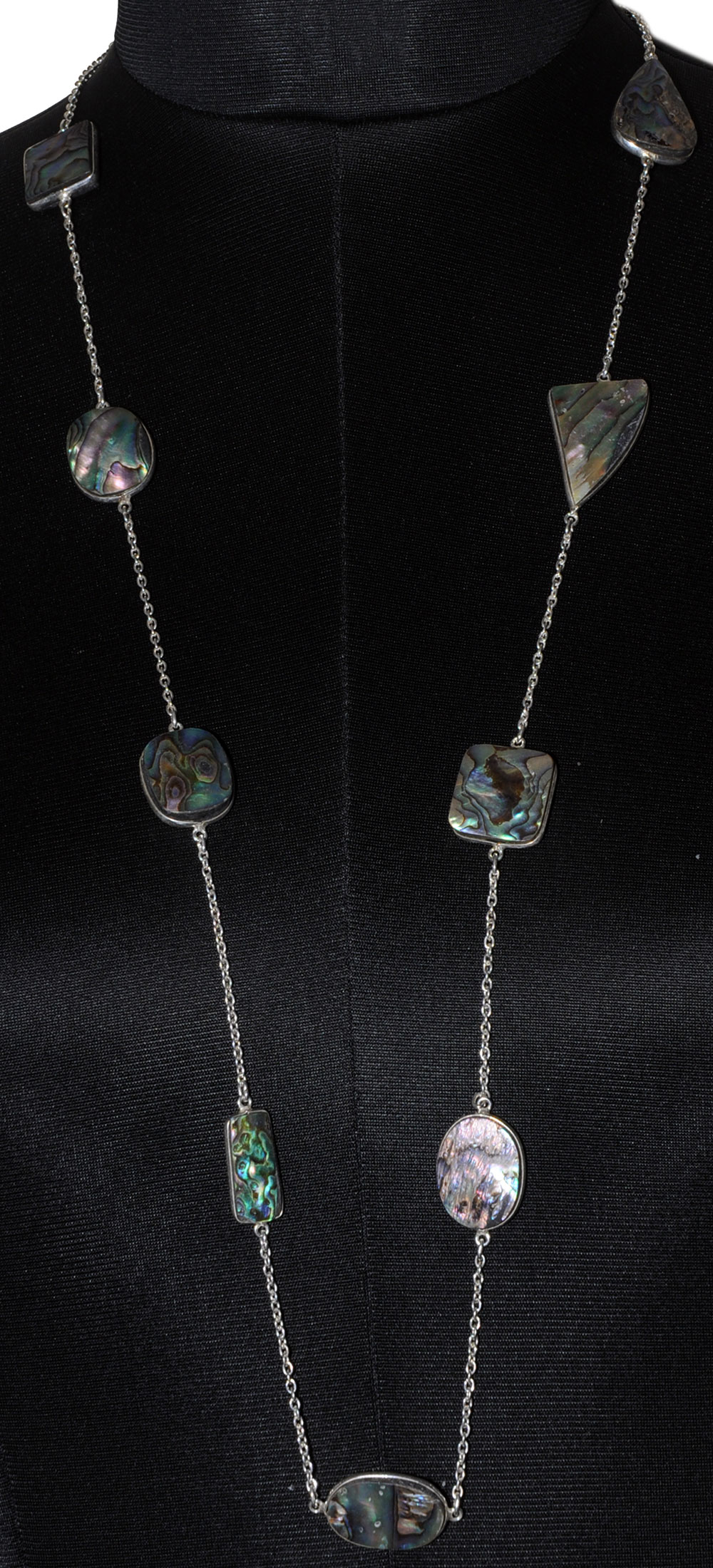 Mother Of Pearl Gemstone Studded Chain In . Sterling Silver Overlay