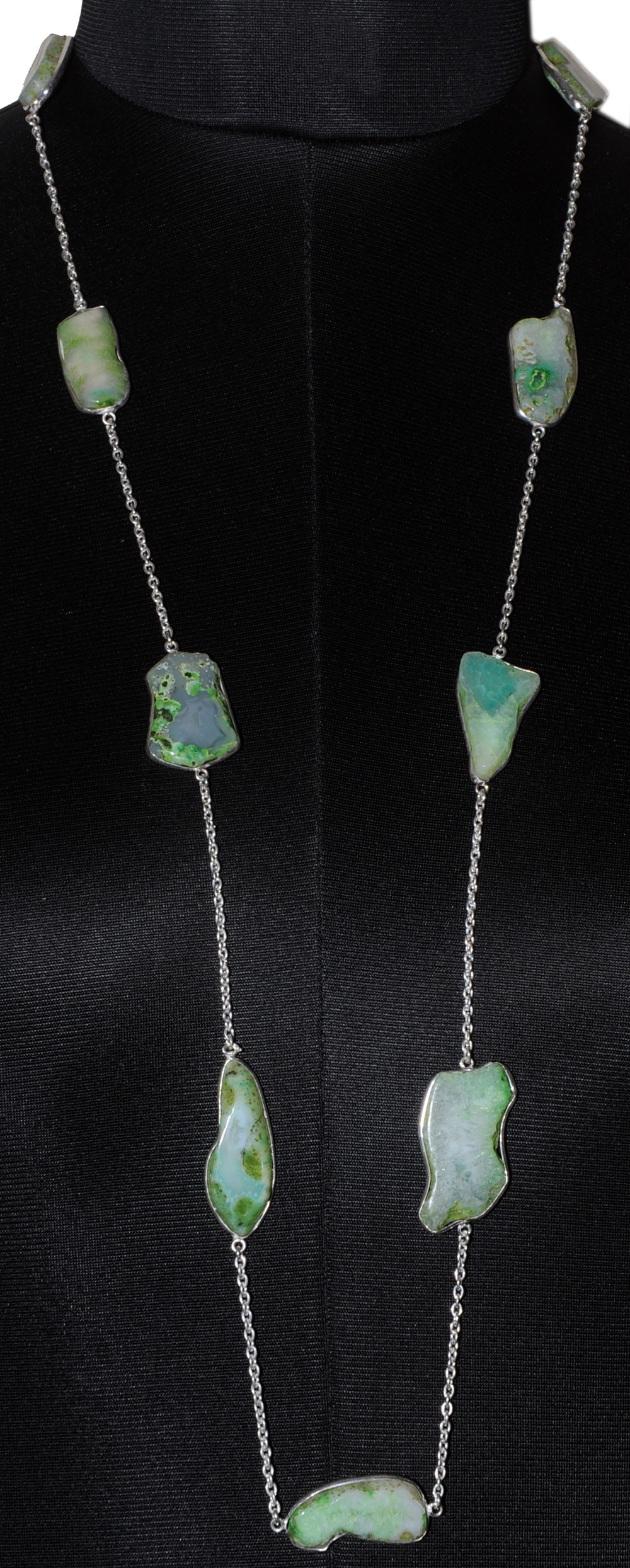 Green Agate Gemstone Studded Chain In . Sterling Silver Overlay