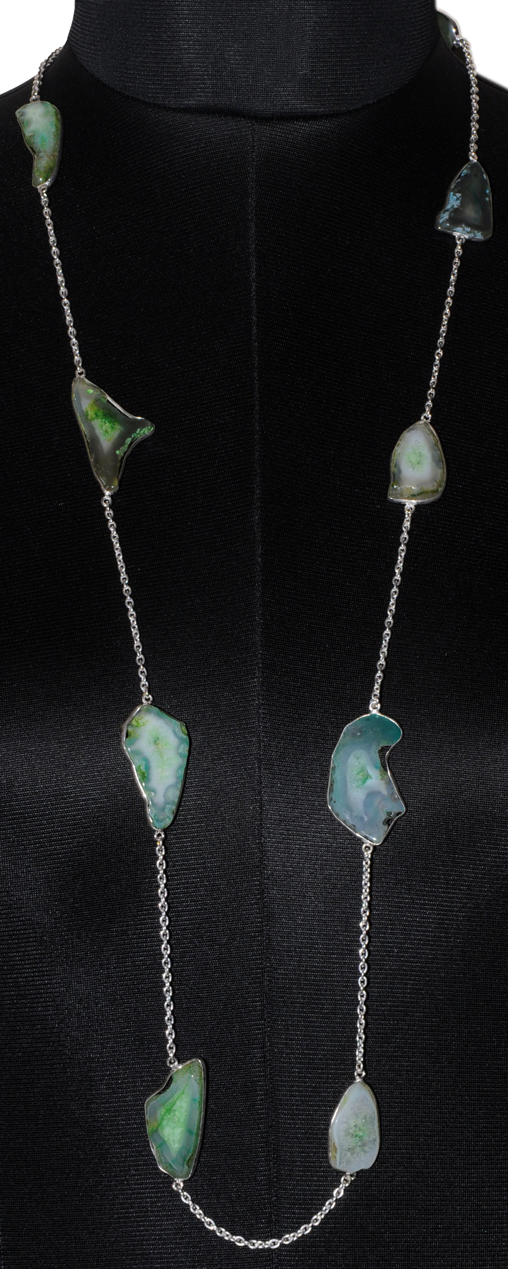 Green Agate Gemstone Studded Chain In . Sterling Silver Overlay