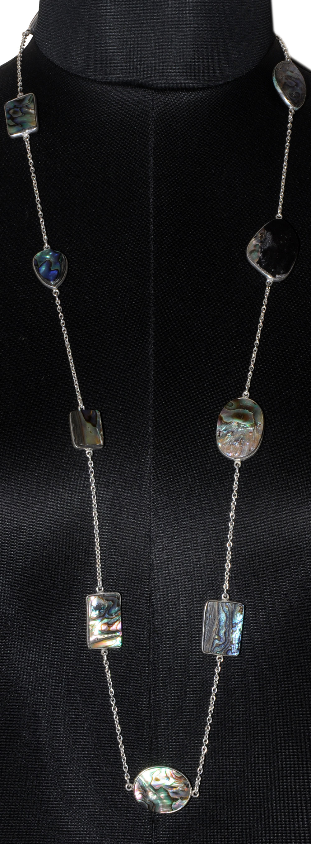 Mother Of Pearl Gemstone Studded Chain In . Sterling Silver Overlay