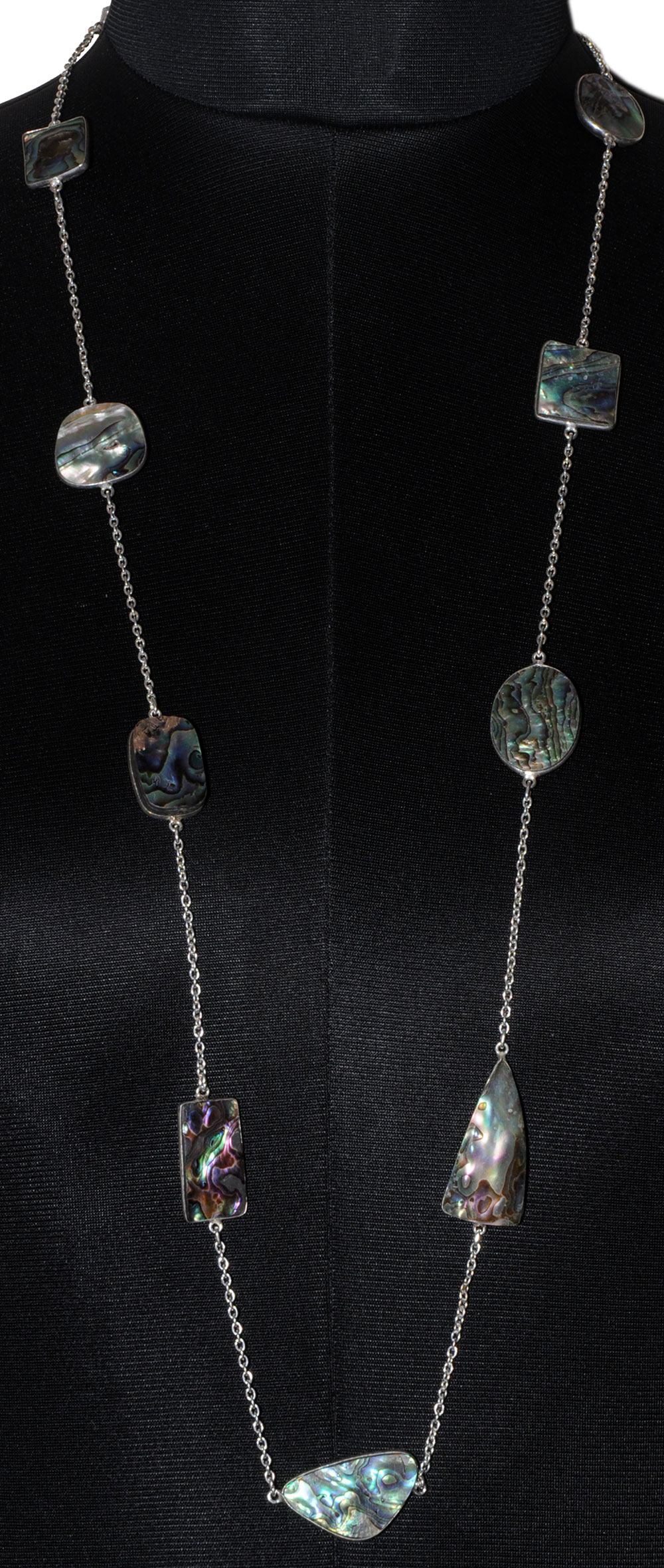 Mother Of Pearl Gemstone Studded Chain In . Sterling Silver Overlay