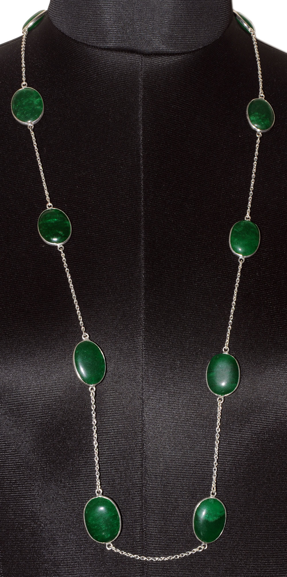 Green Onyx Gemstone Studded Chain In . Sterling Silver Overlay