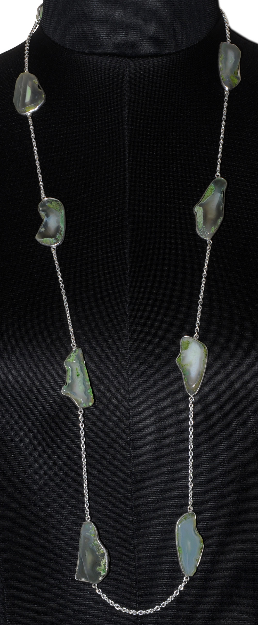 Green Agate Gemstone Studded Chain In . Sterling Silver Overlay