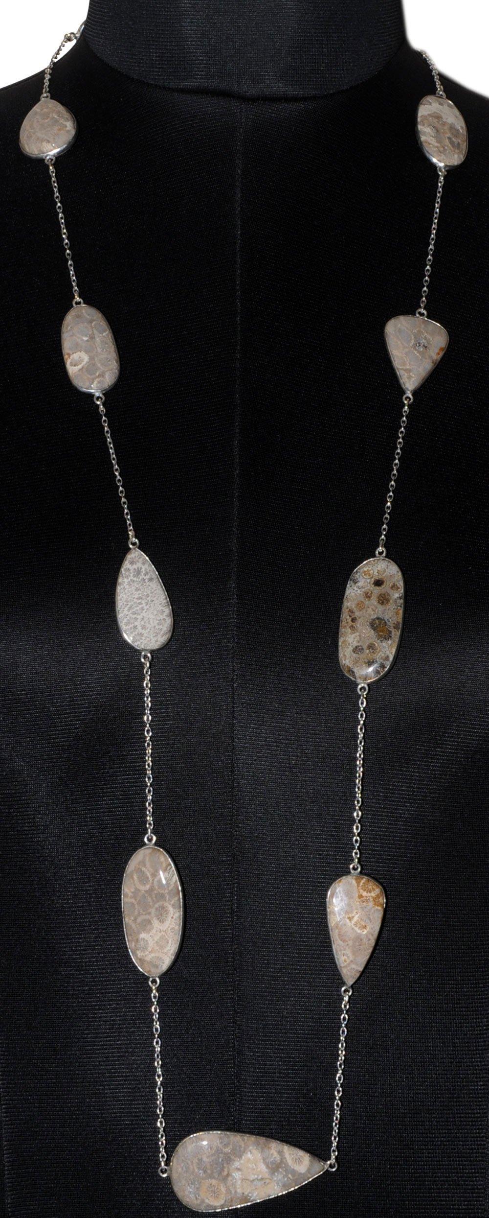 Fossil Coral Gemstone Studded Chain In . Sterling Silver Overlay